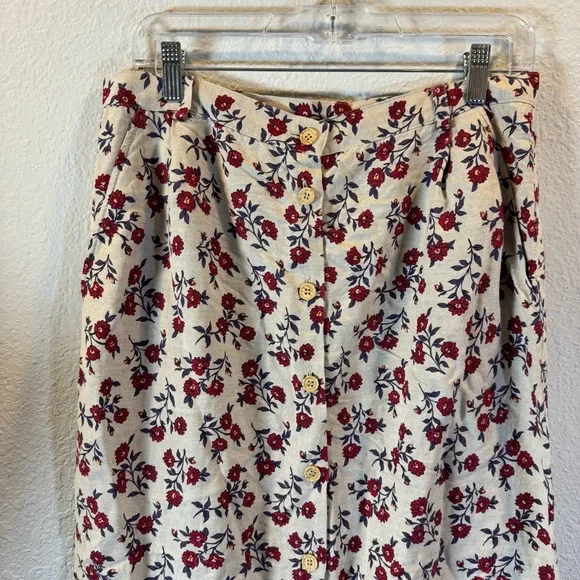 Chic Floral Maxi Skirt - Cream with Red flowers linen blend Read* - Picture 2 of 7
